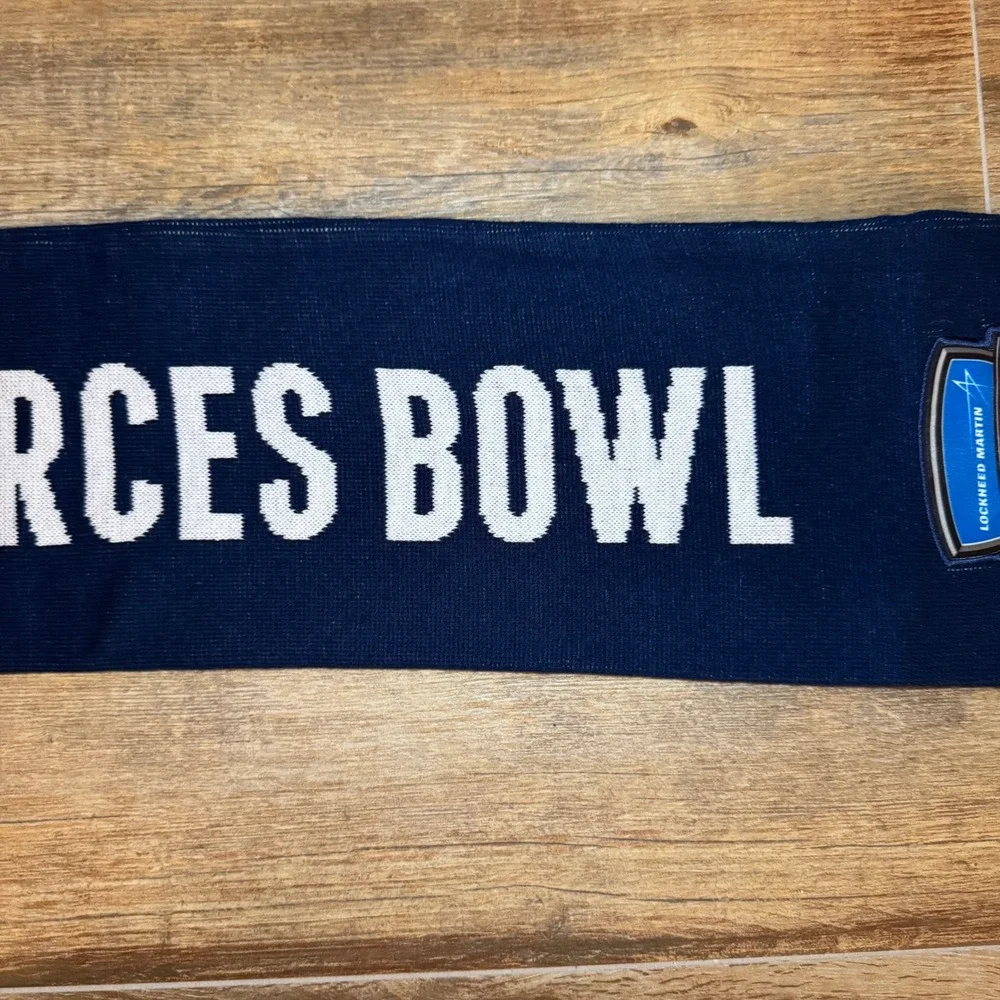Armed Forces Bowl Scarf Navy‎ Blue Purple White Red Stripe Fringed